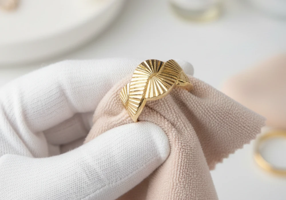 Altın Takı Bakım Rehberi: Uzun Ömürlü Kullanım İçin Profesyonel Öneriler